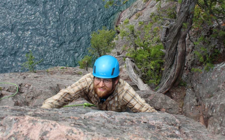 adults learn rock climbing in minnesota